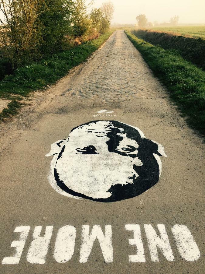 Le Pave De La Croix Blanche Hotel Eksteriør billede
